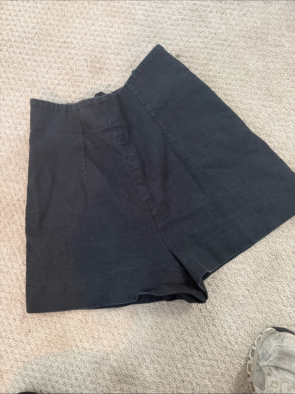 Vanessa Bruno Black High-Waist Linen-Blend Shorts - faded but nice!